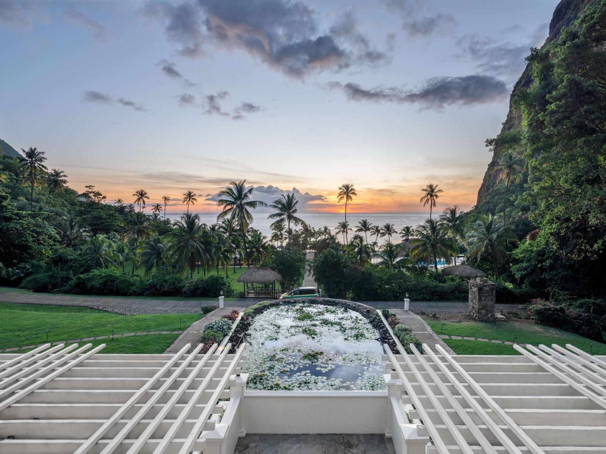 Sugar Beach, A Viceroy Resort Суфриер Экстерьер фото